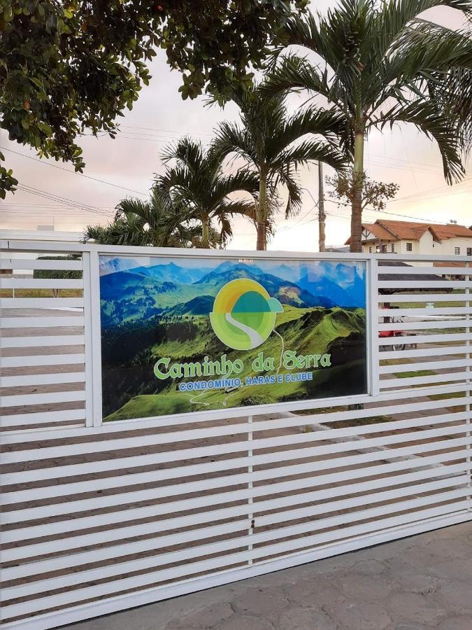 Casa No Condominio Caminho Da Serra بانانيراس المظهر الخارجي الصورة